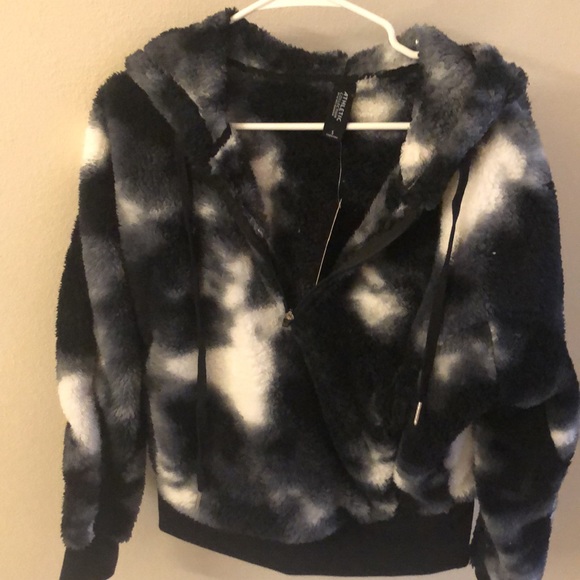 Pullover sweater with hoodie - Picture 4 of 5